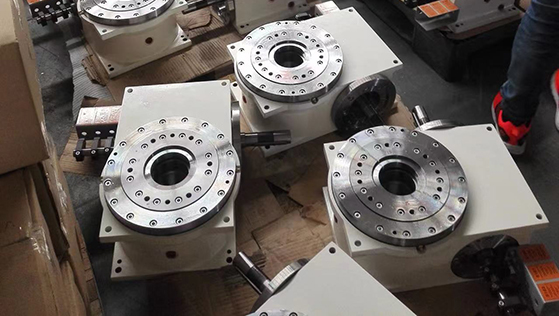 服务以完善服务为根本 服务以完善服务为根本